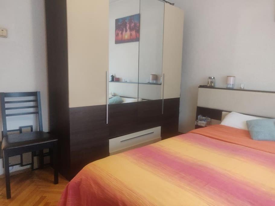 Home Sweet Home -Central & Cozy Iernut Bagian luar foto